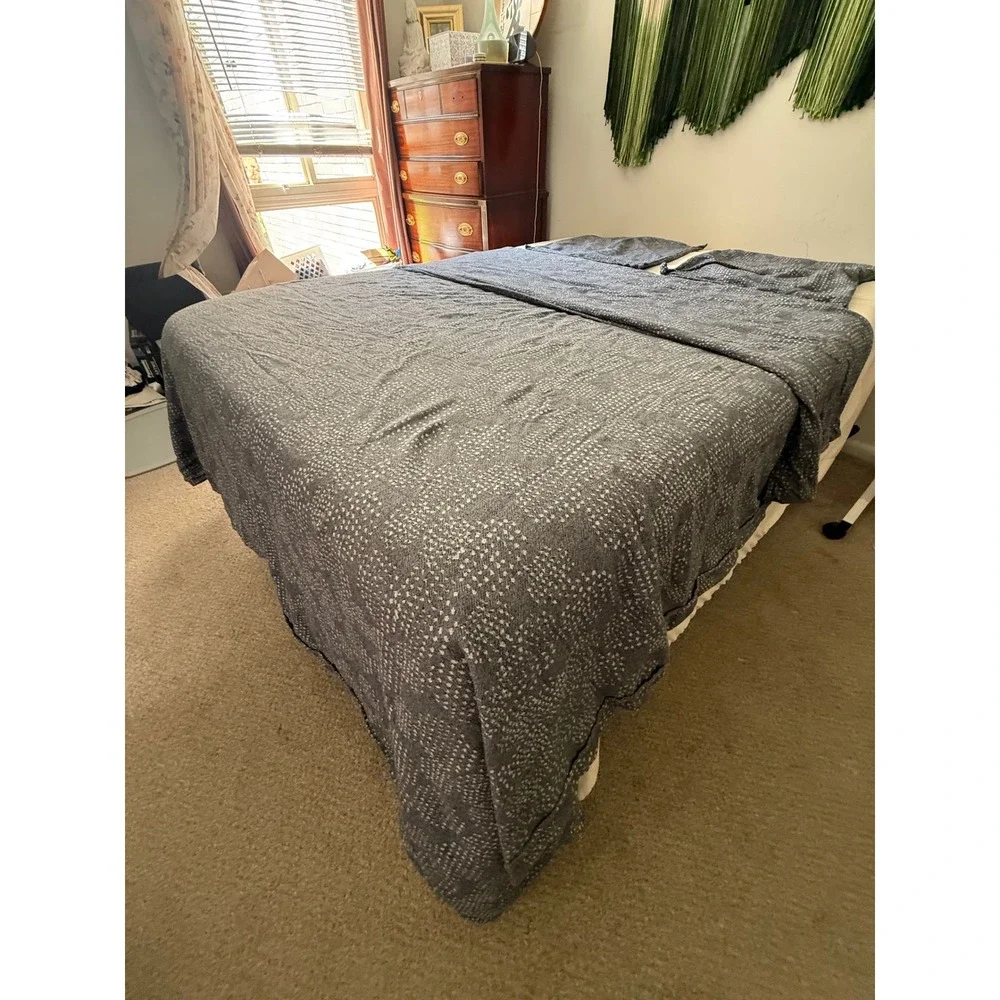 West Elm King Duvet Cover and Euro Sham Set Navy Blue Organic Cotton Jacquard